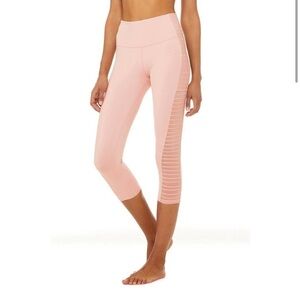 Alo Yoga Light Pink Airbrush High Rise Prism Caged Capri Leggings